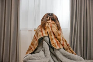 24時間換気が寒いのはなぜ？止める前に確認したい原因と対策